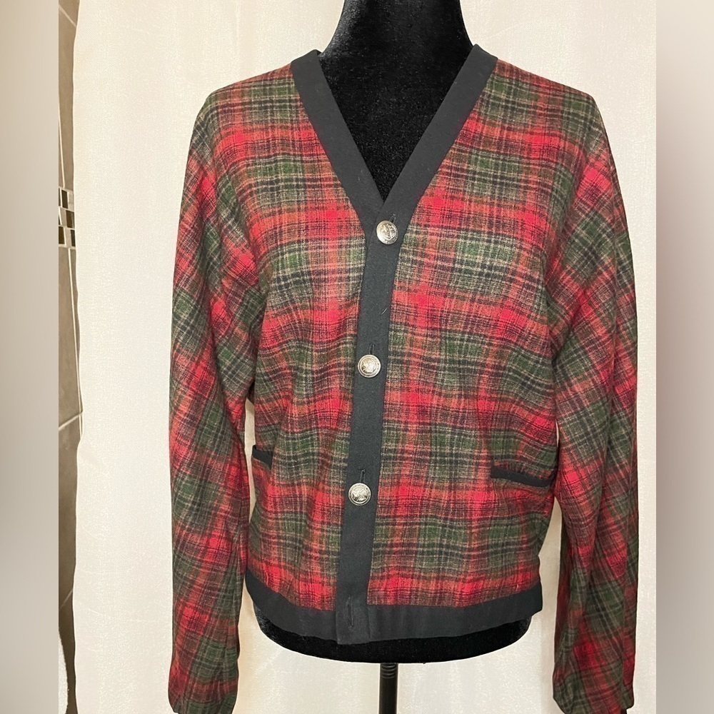 Pendleton Womens Cardigan Sweater Red Green 100% Wool Tartan Plaid Vintage Small - Picture 7 of 9